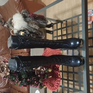 VIA SPIGA TALL BOOTS SIZE 8